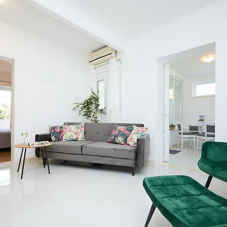 Apartment Summer Chill 1 Trsteno